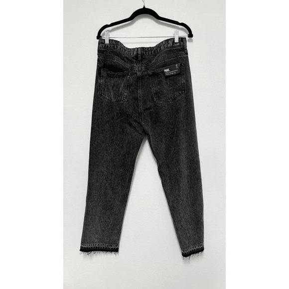 NWT $229 Paige Sarah Straight Ankle Black Denim Jean - Distressed Frayed Hem - Picture 10 of 10